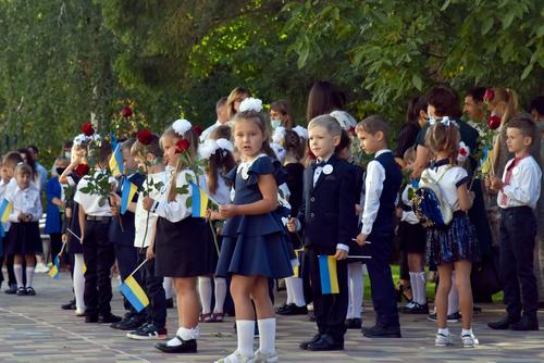 В киевских школах приняли решение полностью отказаться от русского языка  