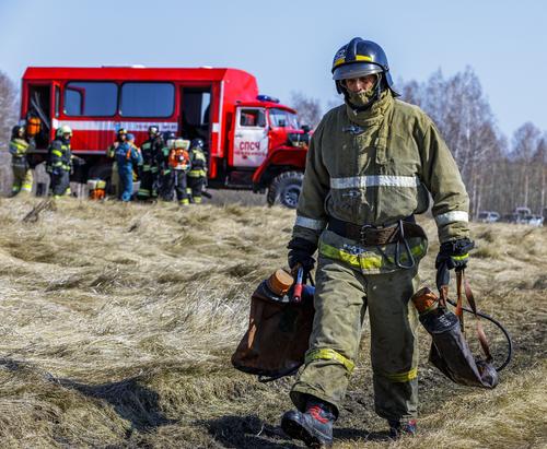Количество пожаров уменьшилось вдвое в Челябинской области