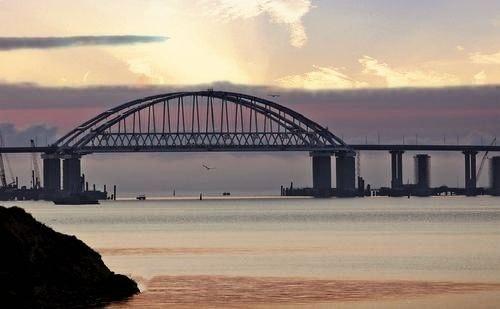 Военный эксперт Широкорад: «До Крымского моста ВСУ не достать»