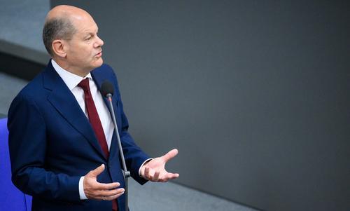 Die Welt сообщает, что немецкие промышленники призвали Шольца не рисковать Германией ради Украины