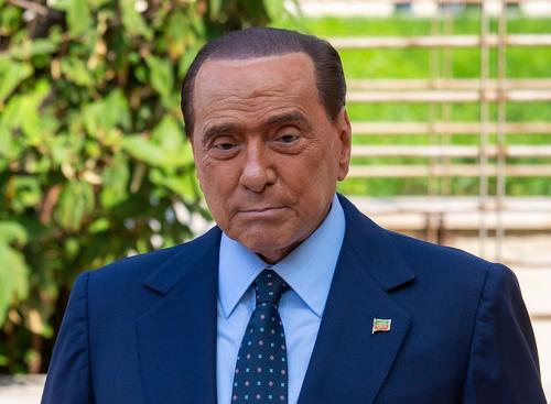 Бывший премьер-министр Италии Берлускони заявил, что стране следует отказаться от российского газа