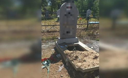 На кладбище в Хабаровском крае разграбили могилы