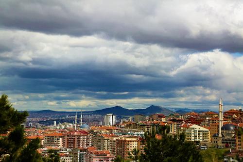 Издание Yeni Şafak сообщает, что потребители в Анкаре получают самый дешевый газ среди европейских столиц