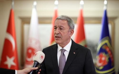 Глава Минобороны Турции Акар пообещал, что Анкара продолжит оказывать помощь Киеву