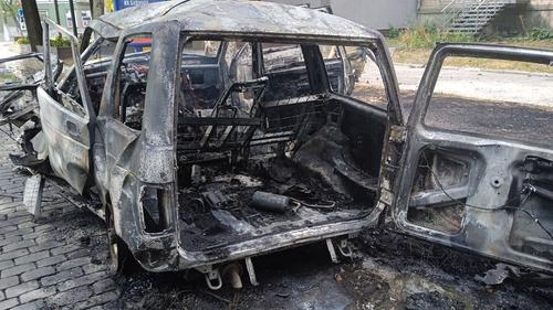 В Бердянске взорван автомобиль коменданта города Артема Бардина — сам он доставлен в больницу в тяжелом состоянии