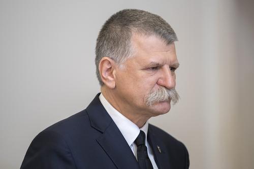 Спикер парламента Венгрии Кевер высказал мнение о том, что Евросоюз можно считать проигравшей стороной в конфликте на Украине