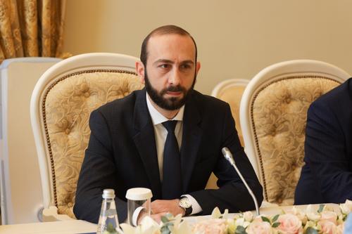 Спецпредставитель главы МИД РФ и глава МИД Армении обсудили ситуацию на границе с Азербайджаном 