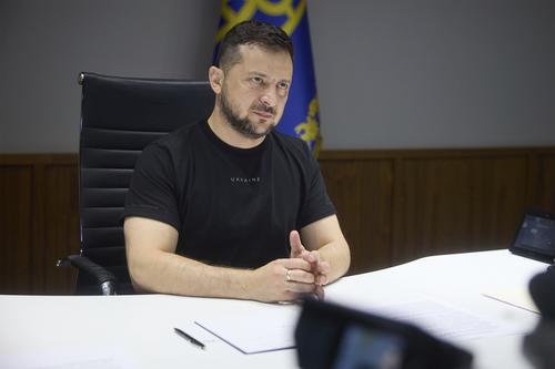 Пресс-секретарь президента Украины Никифоров: Зеленский после ДТП в Киеве получил легкие ссадины