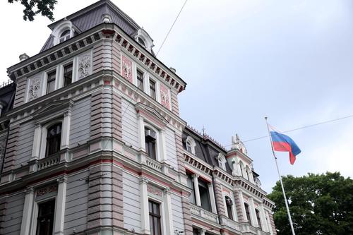 Посольство РФ заявило, что латвийские власти руководствуются исключительно националистическими установками