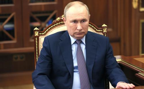 Владимир Путин заявил, что в России есть интеллектуальная база для создания товаров, попавших под санкции 