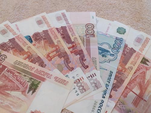 Мишустин: правительство предлагает с января ввести в России универсальное пособие для бедных семей