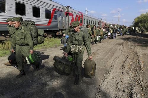 В зону спецоперации на Украине мобилизованные в Хабаровском крае направятся после того, как пройдут всю необходимую подготовку