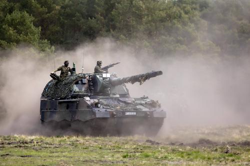 На докладе Минэкономики ФРГ оценили поставленную военную продукцию от Германии Киеву в €775 млн за три квартала текущего года 