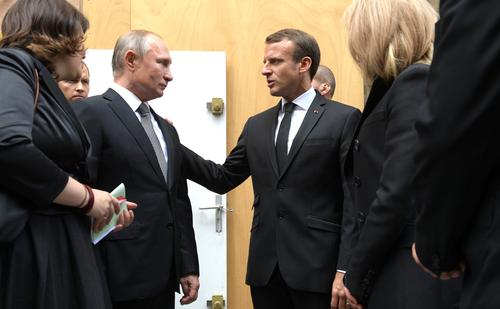 Франция сохраняет каналы диалога с Россией ради безопасности страны 