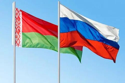 Историк Гущин: «Белоруссия и Россия будут совместно реагировать на угрозы Запада»  