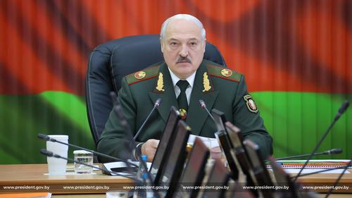 Президенты РФ и Белоруссии Путин и Лукашенко договорились о развертывании совместной региональной группировки войск