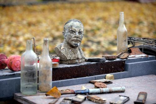 Рига: в парке Победы завершился очередной этап сноса памятника