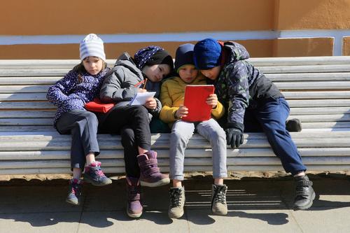 Из-за участившихся обстрелов в белгородских школах досрочно объявили каникулы
