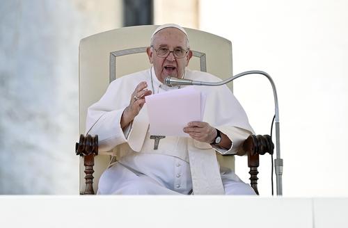 Папа Римский: обладать ядерным оружием аморально 
