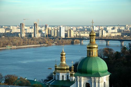 В Киеве ранним утром во второй раз объявили воздушную тревогу