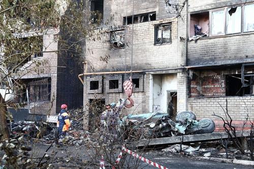 Жильцы пострадавшего при крушении Су-34 дома в Ейске смогут забрать вещи из уцелевших квартир
