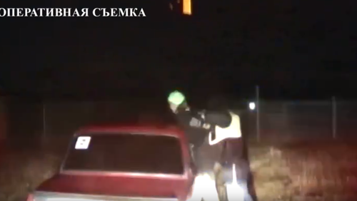 В Челябинской области полицейским пришлось стрелять по машине с юным водителем