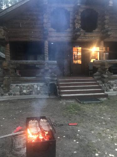 МЧС России разрешило жарить шашлыки на дачах в 5 метрах от дома