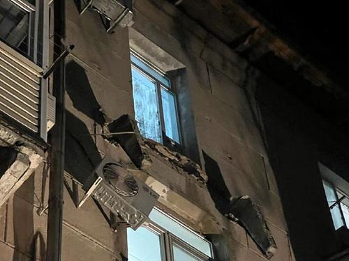 В Сочи обрушился балкон пятиэтажки — два человека погибли