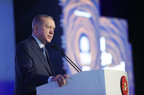 Президент Эрдоган: Турция продолжает работать в качестве посредника между Россией и Украиной