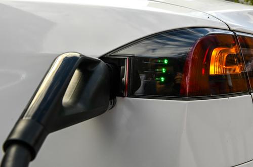 Президент САО Амиров заявил об уверенности в том, что спрос на электроавтомобили в России будет продолжать расти 