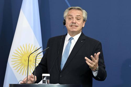 Президент Аргентины Альберто Фернандес почувствовал головокружение на саммите G20
