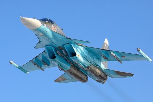 Российские авиастроители передали Вооруженным cилам партию фронтовых бомбардировщиков Су-34