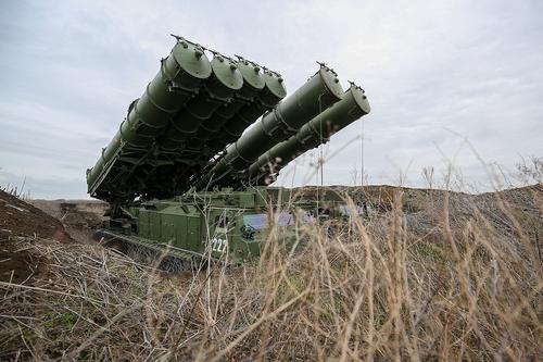 WP со ссылкой на разведку США: взрывы в Польше произошли из-за одной или двух украинских ракет С-300, отклонившихся от курса
