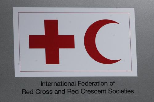 Красный Крест назвал недопустимым обращение с людьми, которых привязали к столбам в Херсоне