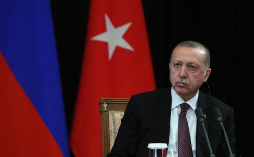 Politico: президент Турции Эрдоган, возможно, отказался от участия в форуме из-за обвинений США