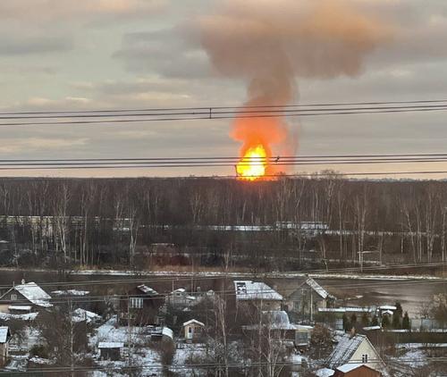 На газопроводе в Ленинградской области произошел взрыв