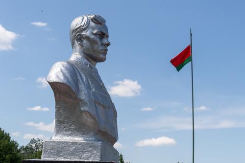 Министр обороны Белоруссии Хренин: армия располагает всем необходимым для защиты страны 