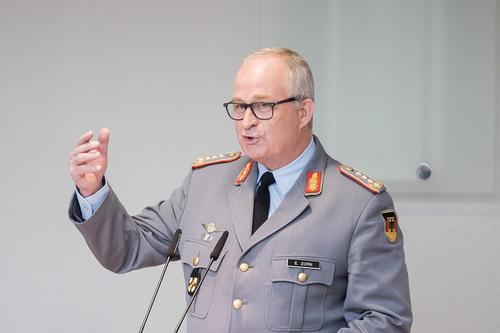 Генеральный инспектор Бундесвера Цорн считает, что Россия может без предупреждения напасть на Германию