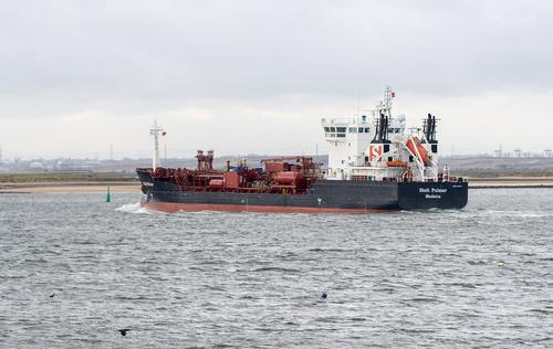 Sunday Times: Великобритания продолжает закупать российскую нефть, несмотря на официальный отказ от ее импорта
