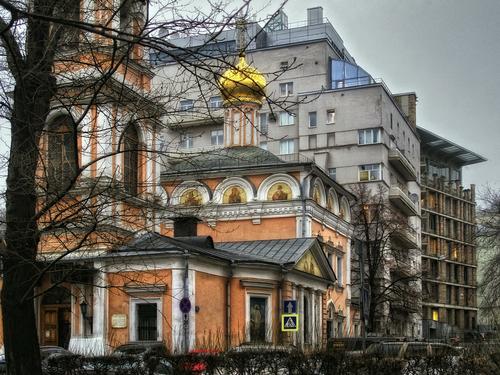 Собянин заявил, что в Москве завершена комплексная реставрация храма Воскресения Словущего на Успенском Вражке  