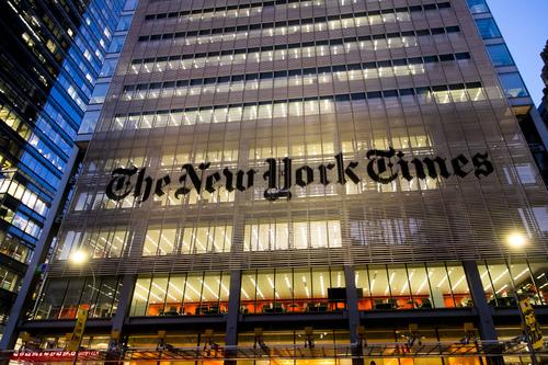 Американская газета The New York Times сообщила о подтверждении подлинности кадров расстрела ВСУ российских военных в Макеевке 