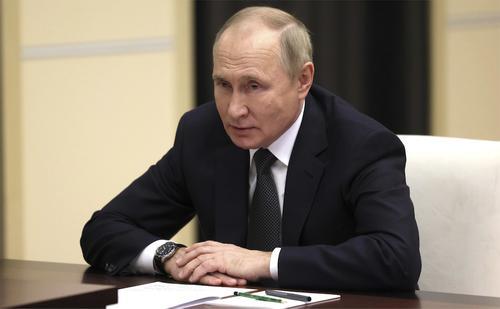 Путин заявил о необходимости определить факторы роста в стратегии продовольственной безопасности