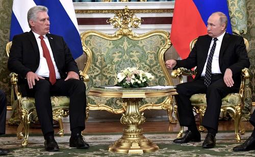 Путин и Мигель Диас-Канель Бермудес открыли в Москве памятник Фиделю Кастро