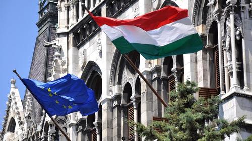 МИД Венгрии: Пришло время пересмотреть санкции Евросоюза против России