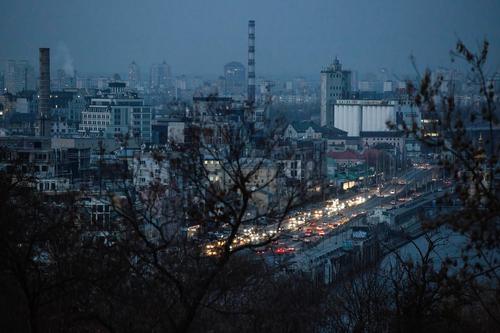 Массовые отключения электроэнергии произошли почти во всех регионах Украины, части Молдавии и в Приднестровье после ракетной атаки