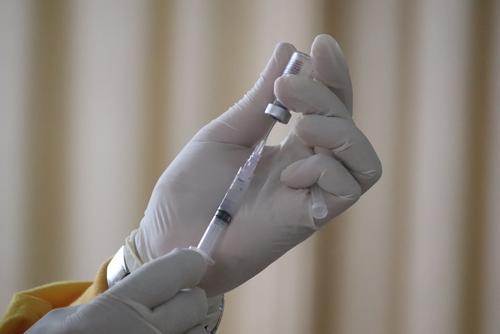 Мурашко заявил об активном распространении свиного гриппа в России