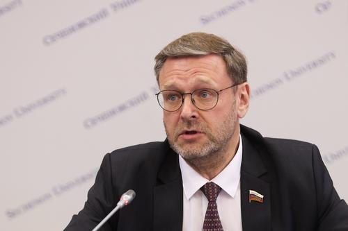 Косачев заявил, что политические разногласия между государствами не должны влиять на отношение к людям