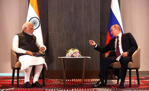 Reuters: Россия обратилась к Индии с просьбой о поставках более чем 500 наименований товаров, в том числе запчастей для самолетов
