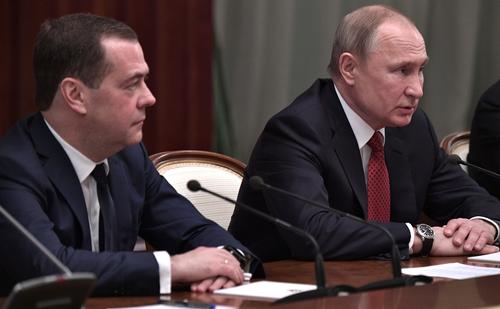 Зампред Совбеза РФ Медведев: страны Запада поняли, что РФ не собирается отказываться от суверенитета