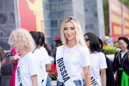 Во Вьетнаме стартовал конкурс красоты «Мисс туризм мира 2022», где Россию представляет известная модель - Юлия Павликова